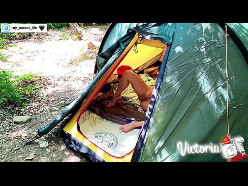 ❤️ Tented Stranger szenvedélyes kézimunkája a kamerában Porno vk at hu.drpornofilme.ru ❌️❤