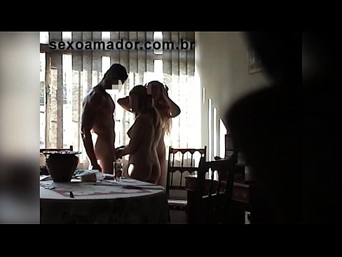 ❤️ Szexbarátok meghívnak egy óriásembert és egy édeshármast vele Porno vk at hu.drpornofilme.ru ❌️❤